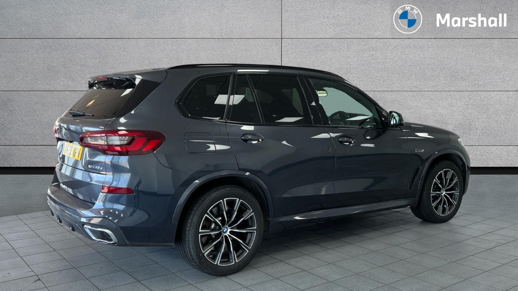 BMW X5 Xdrive45e M Sport White #22