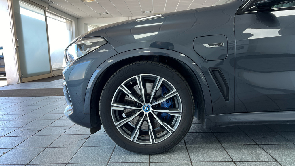 BMW X5 Xdrive45e M Sport White #25