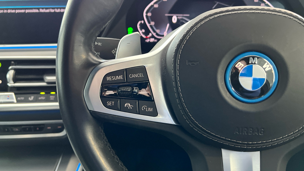 BMW X5 Xdrive45e M Sport White #17