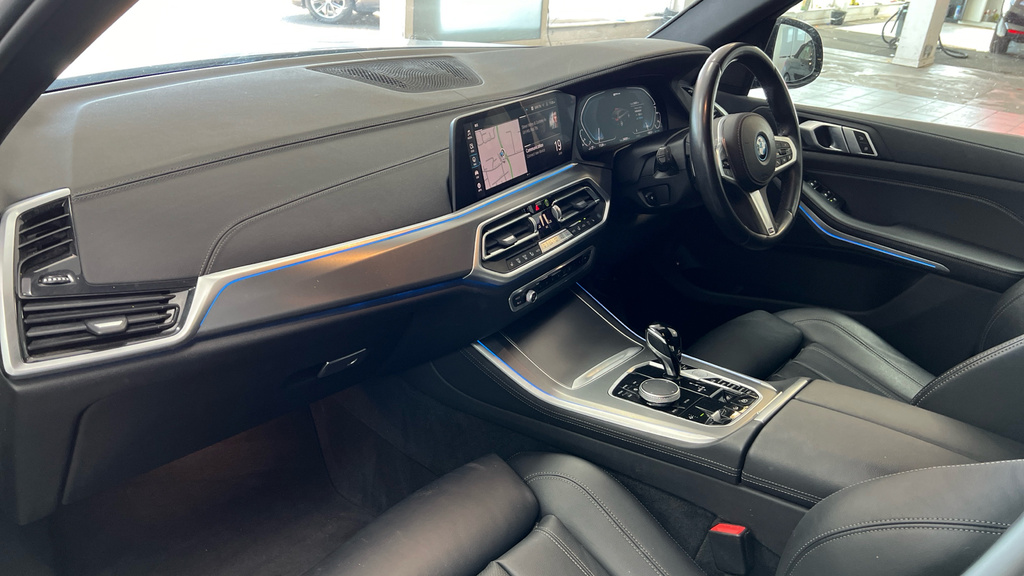 BMW X5 Xdrive45e M Sport White #7