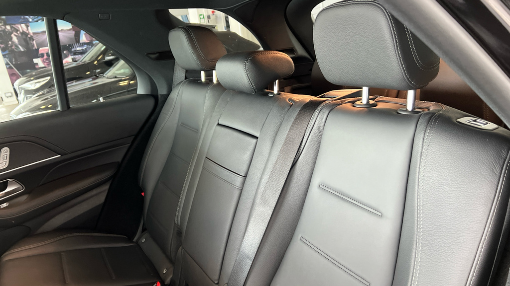 Mercedes-Benz GLE Class Gle400d Amg Line Black #14