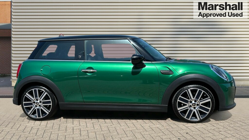 Mini Hatch Cooper 1.5 C Exclusive RO23WRZ Green #2