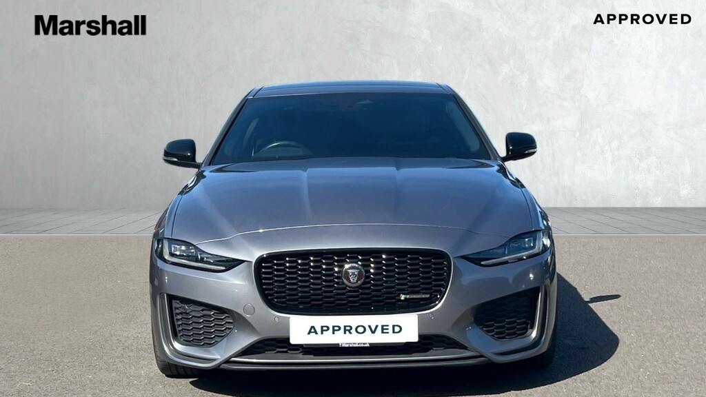 Jaguar XE Saloon Black #7