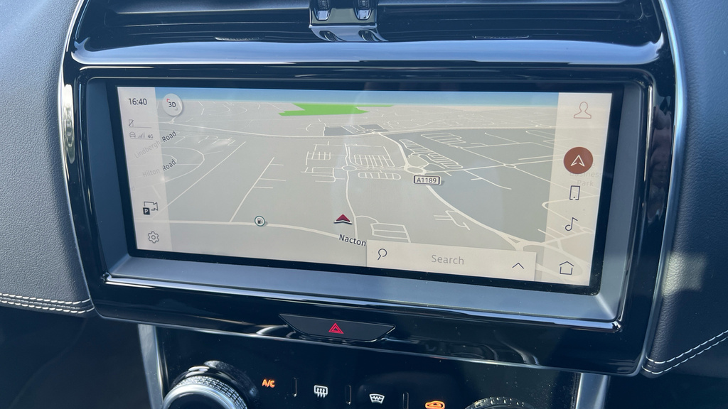 Jaguar XE Saloon Black #11