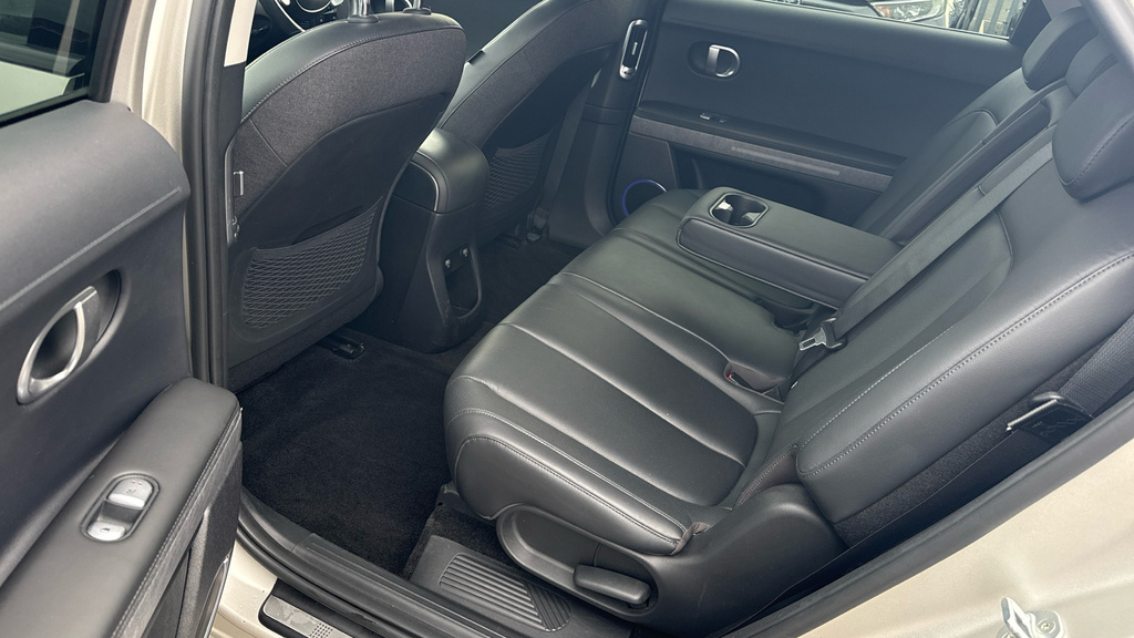 Hyundai Ioniq 5 Hatchback Grey #14