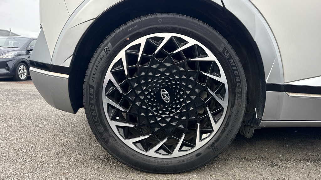 Hyundai Ioniq 5 Hatchback Grey #19