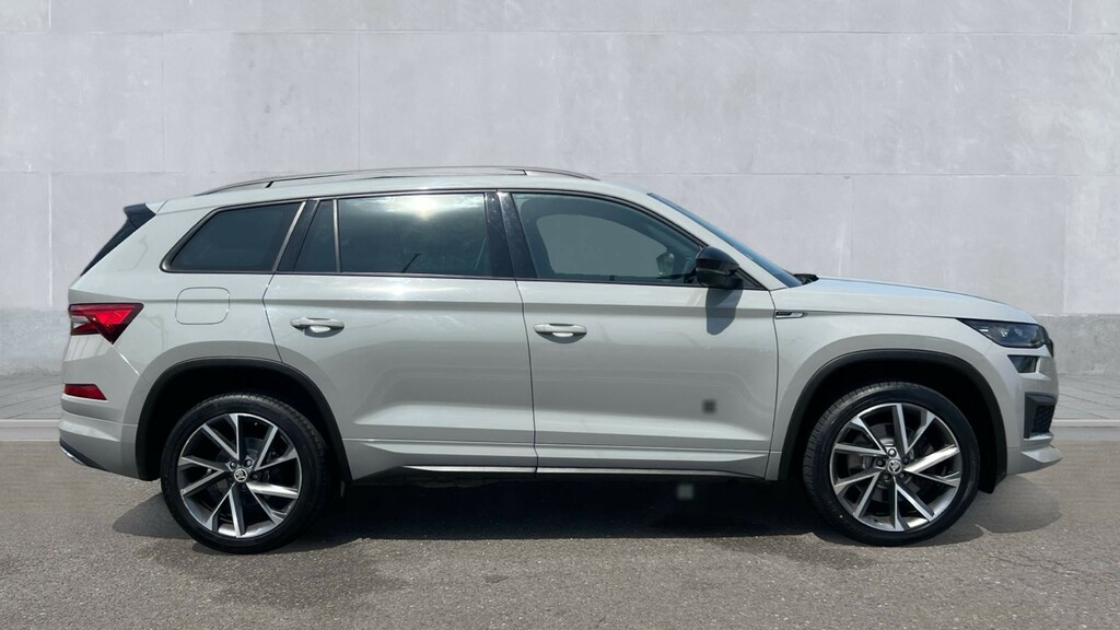 Skoda Kodiaq Kodiaq 2.0 Tdi Sport Line 4X4 Dsg 7 Seat EU22CGO Grey #4