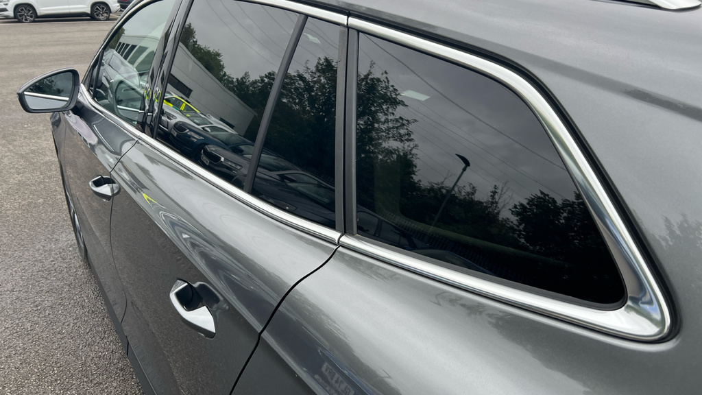 Skoda ENYAQ 85 Silver #36