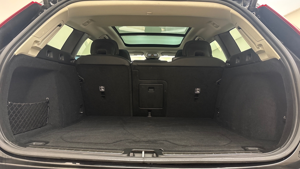 Volvo V60 V60 2.0 B4p Ultra Dark Black #5
