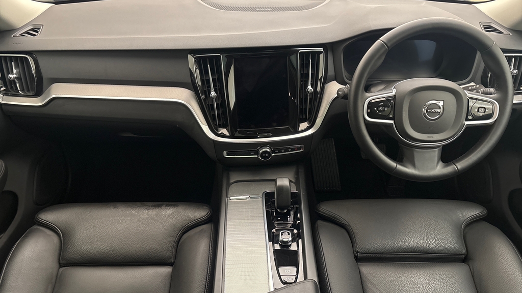Volvo V60 2.0 B4p Plus Dark 7 Speed Grey #8