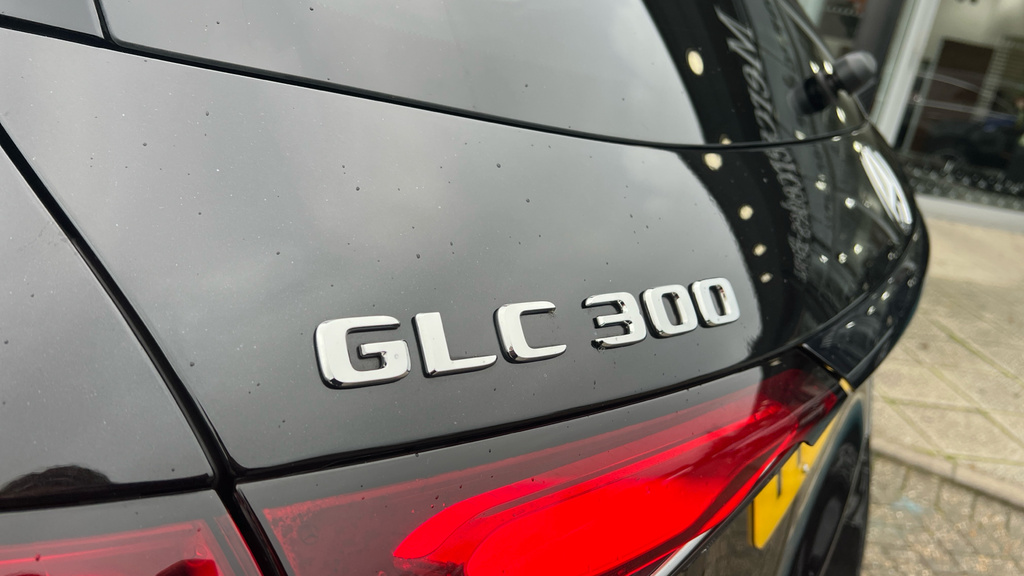 Mercedes-Benz GLC Class Amg Line Black #22