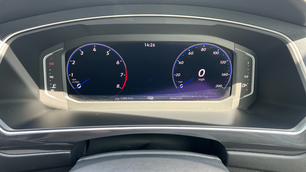 Volkswagen Tiguan Active Red #14