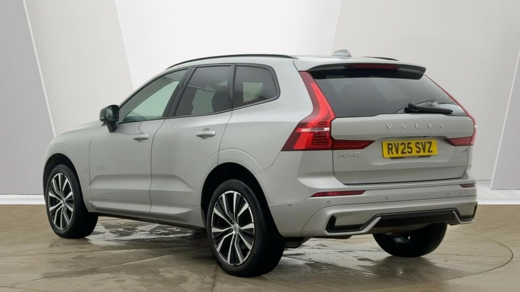 Volvo XC60 Xc60 2.0 B5p Ultra Dark Awd Geartronic Silver #3