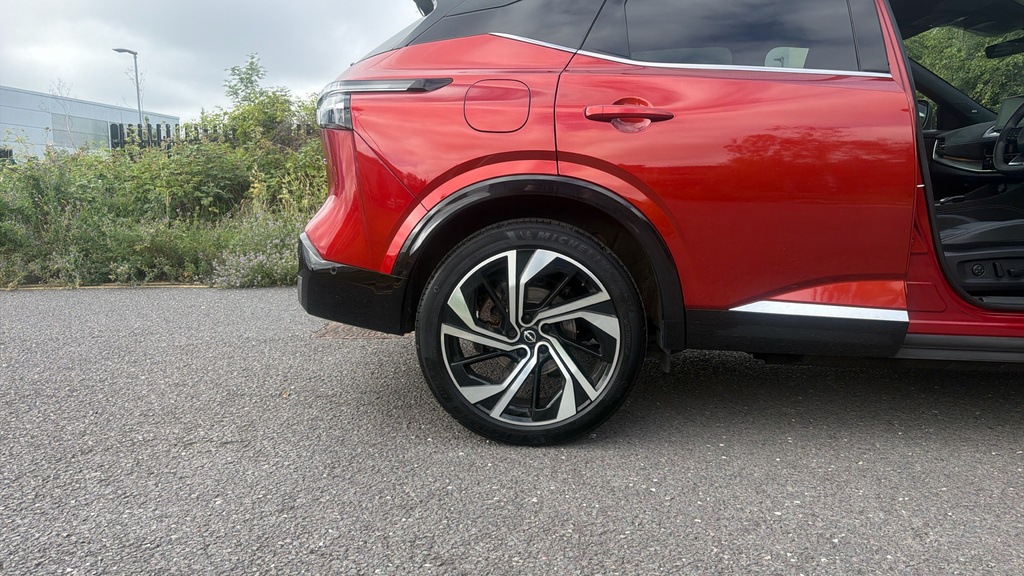 Nissan Qashqai Qashqai 1.5 E-power Tekna Red #4