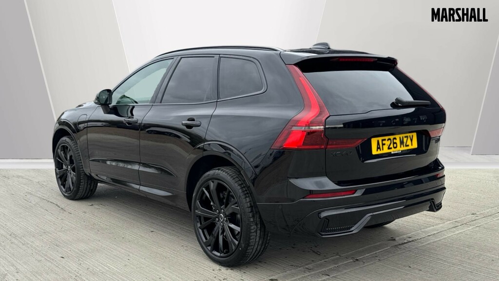 Volvo XC60 Plus Pro Red #15