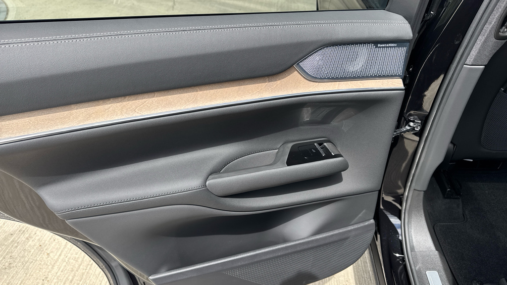 Volvo EX90 Ultra Grey #23