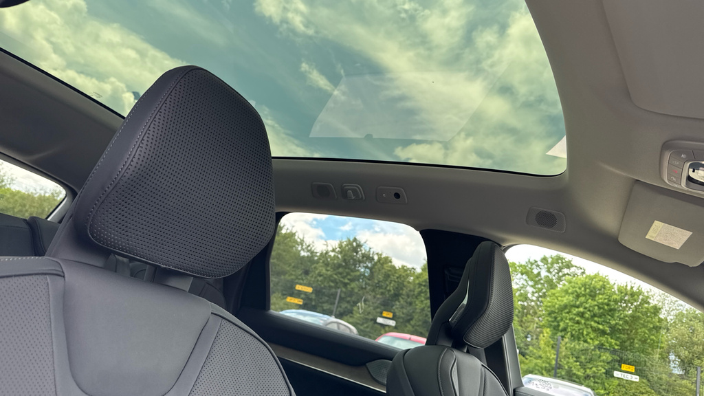 Volvo EX90 Ultra Grey #39