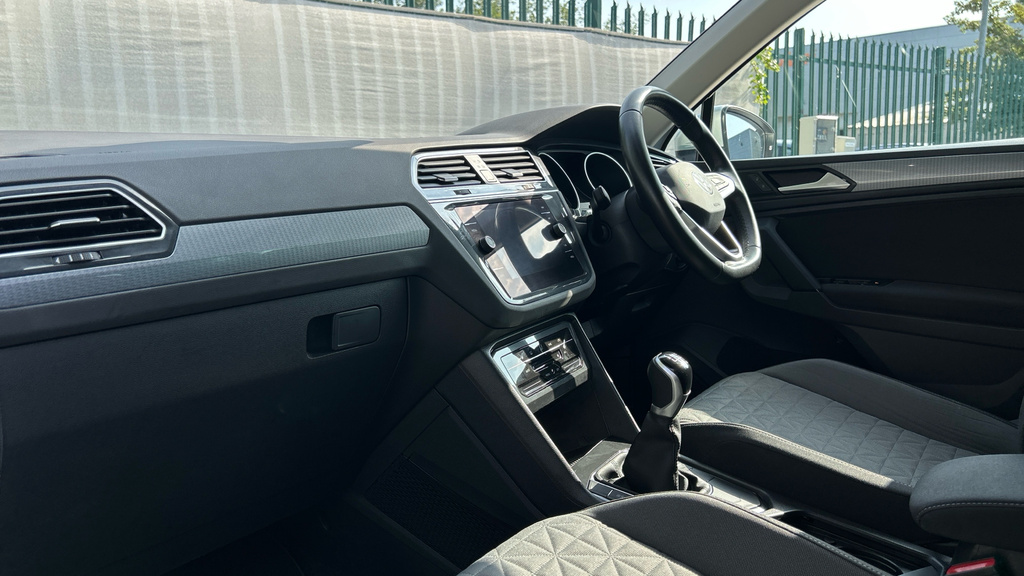 Volkswagen Tiguan Tiguan 1.5 Tsi 150 Life Silver #2