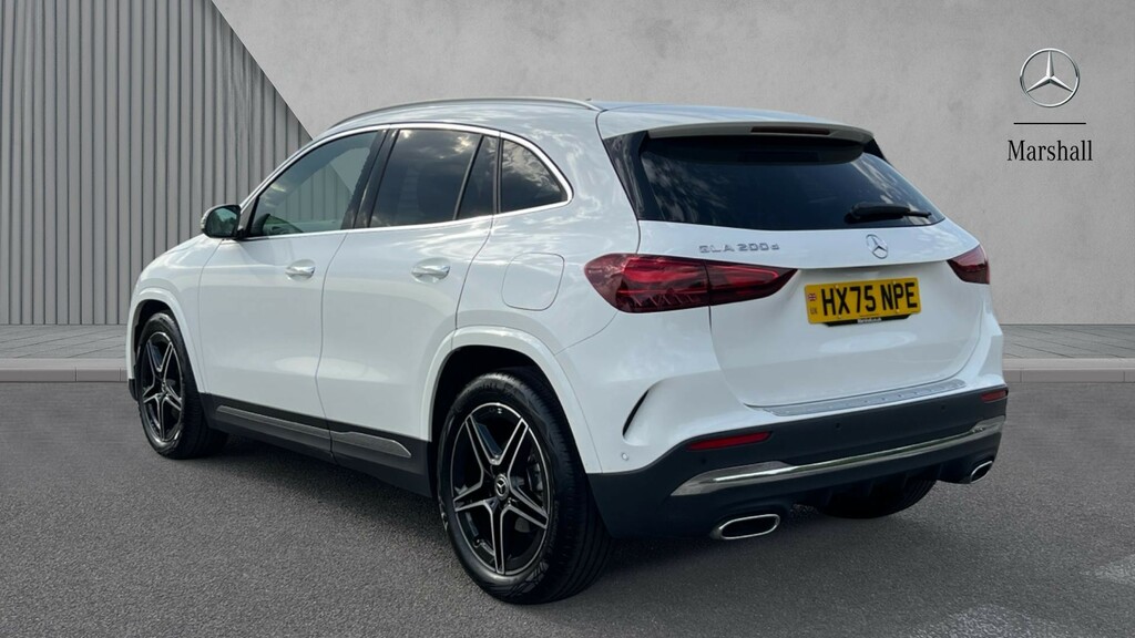 Mercedes-Benz GLA Class Gla 200D Amg Line Executive HX75NPE White #2
