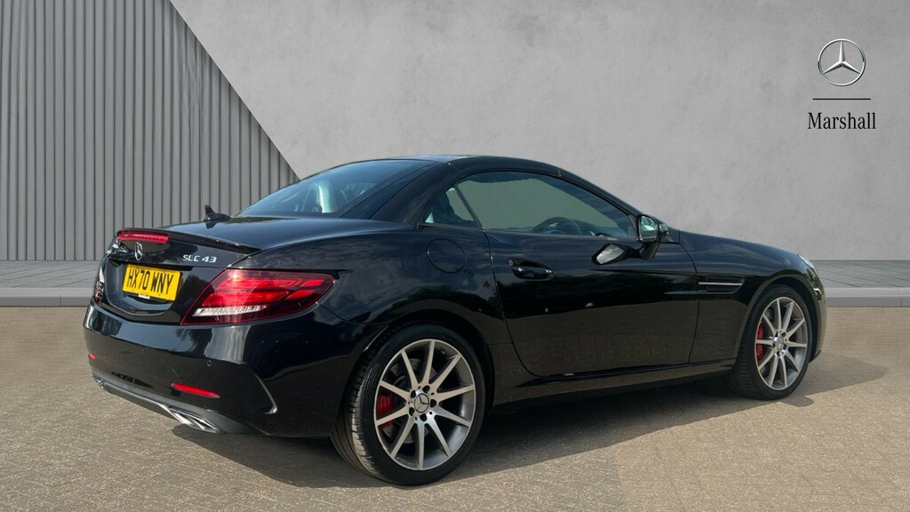 Mercedes-Benz SLC 300 Final Edition Premium Yellow #9