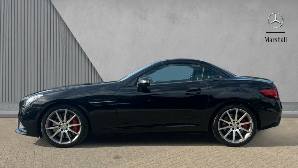 Mercedes-Benz SLC 300 Final Edition Premium Yellow #10
