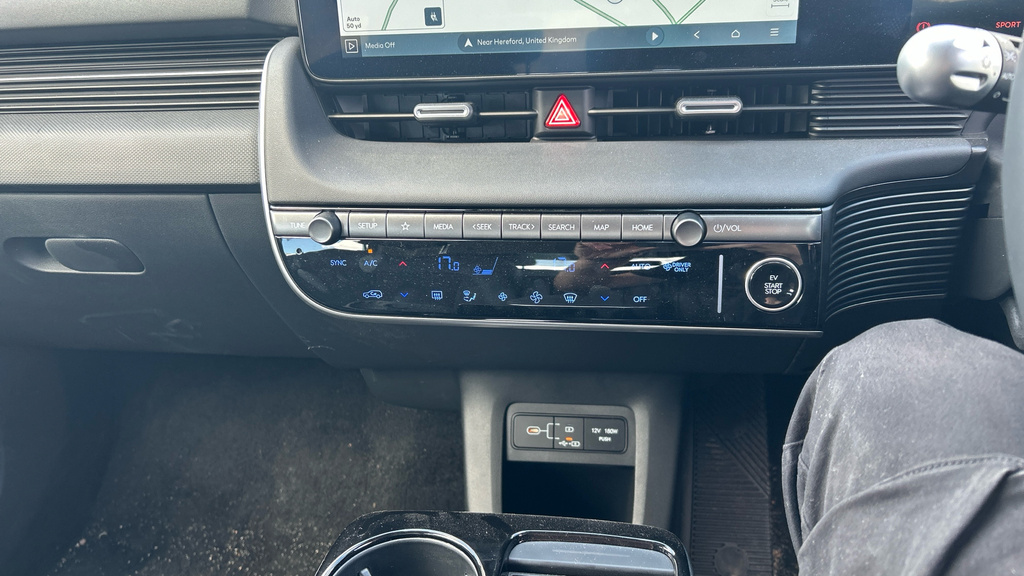 Hyundai Ioniq 5 Advance Black #33