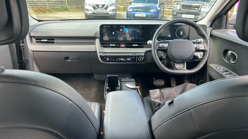Hyundai Ioniq 5 Advance Black #11
