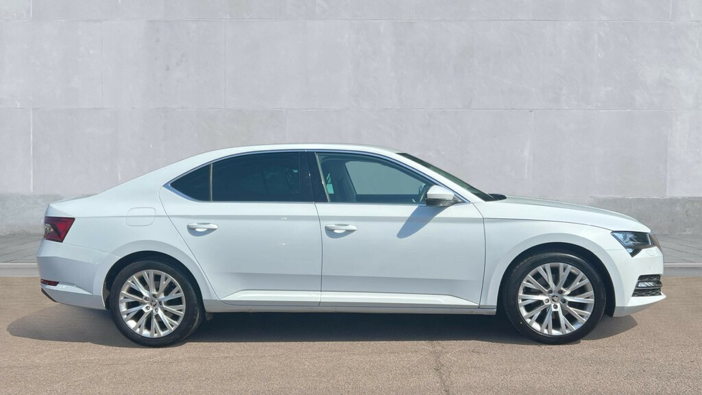 Skoda Superb Superb 1.5 Tsi Se L Dsg White #4