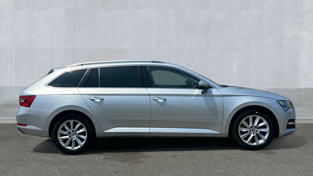 Skoda Superb Superb 1.5 Tsi Se Technology Dsg Silver #4