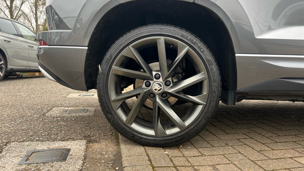 Skoda Karoq Karoq 1.5 Tsi Sportline Dsg Grey #5