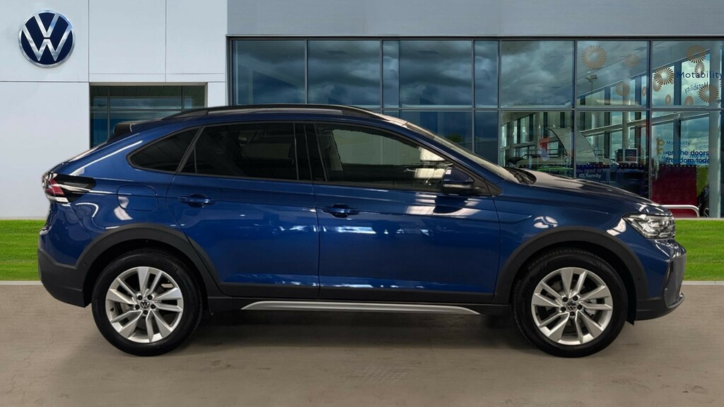 Volkswagen Taigo Volkswagen Taigo Hatchback 1.0 Tsi 115 Match D Blue #4