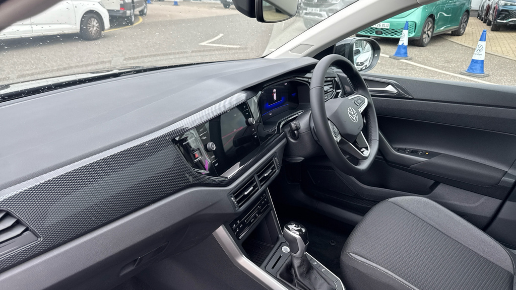 Volkswagen Taigo Taigo Match 1.0 Tsi 115Ps 7-Speed Dsg Black #2