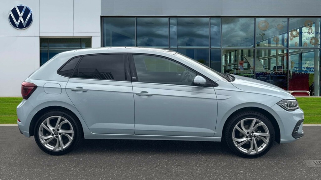 Volkswagen Polo Polo Edition 50 1.0 Tsi 95 Ps 5-Speed Blue #4