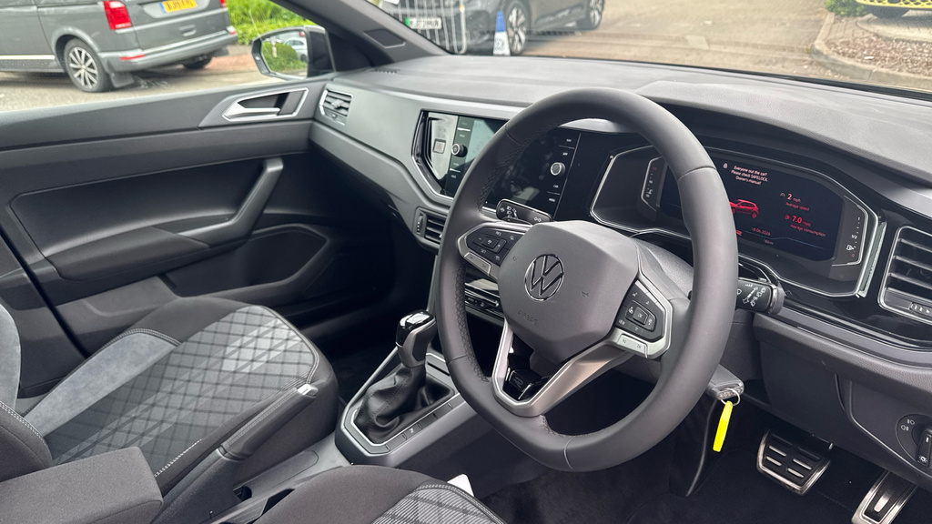 Volkswagen Polo Polo Black Edition 1.0 Tsi 115 Ps 7-Speed Dsg 5 Do Black #6