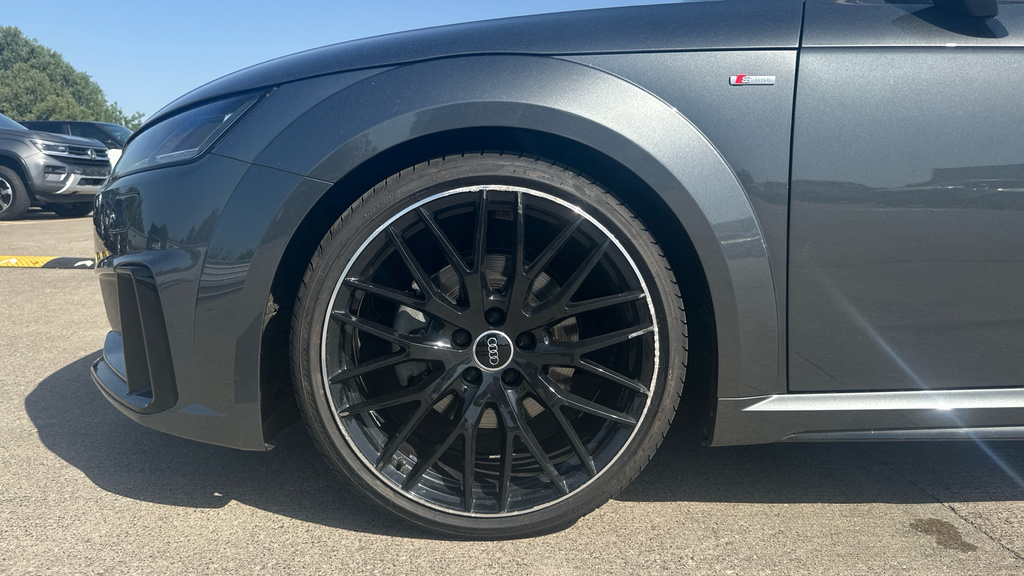Audi TT 40 Tfsi Black Edition S Tronic Tech Pack Black #26