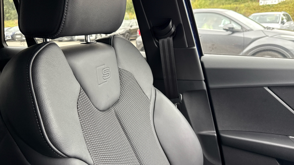 Audi Q2 35 Tfsi S Line Grey #35