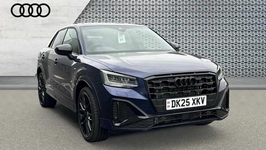 Audi Q2 Q2 35 Tfsi Black Edition S Tronic Blue