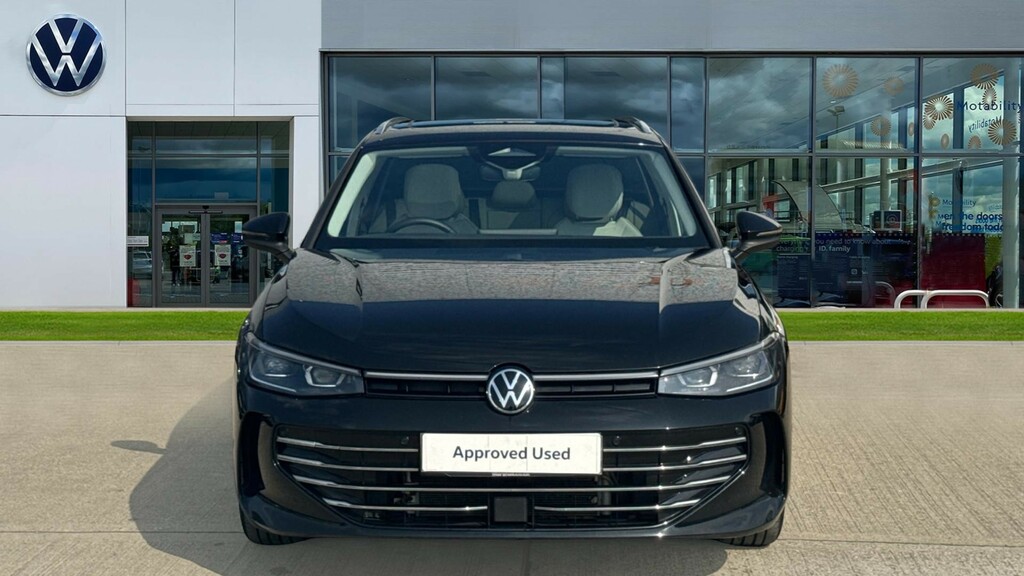 Volkswagen Passat 1.5 Etsi Elegance Dsg White #10