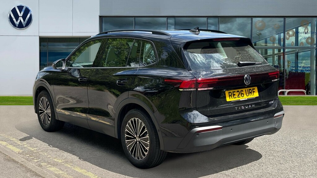 Volkswagen Tiguan Tiguan Life 1.5 Etsi 130 Ps 7-Speed Dsg Black #3