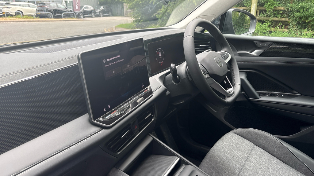 Volkswagen Tiguan Tiguan Life 1.5 Etsi 130 Ps 7-Speed Dsg RF26FJZ Grey #2