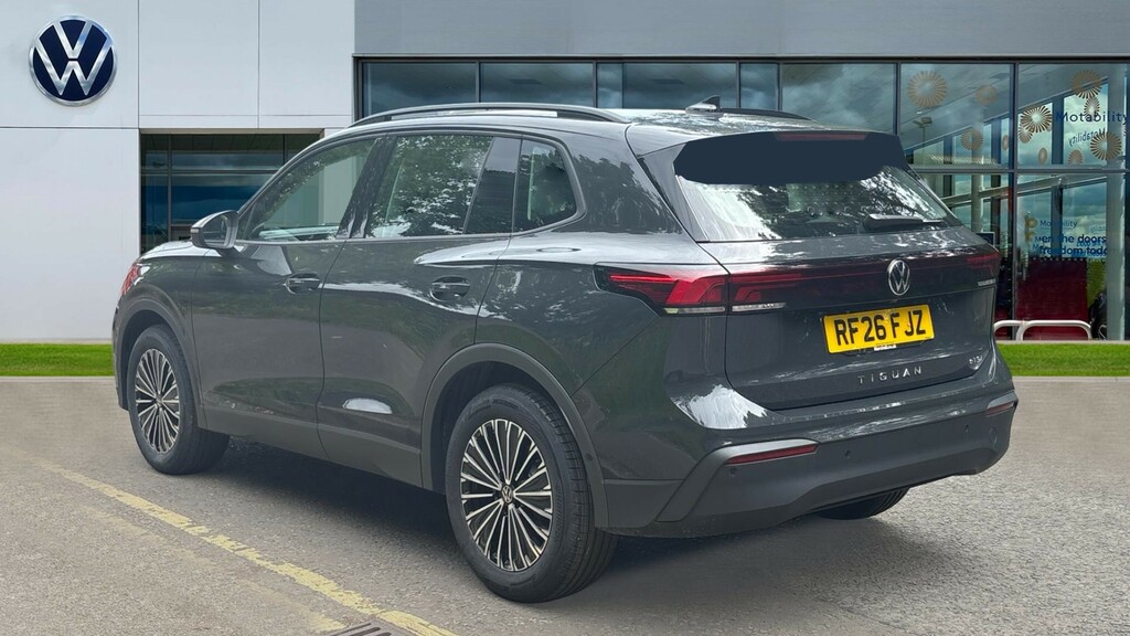 Volkswagen Tiguan Tiguan Life 1.5 Etsi 130 Ps 7-Speed Dsg RF26FJZ Grey #3
