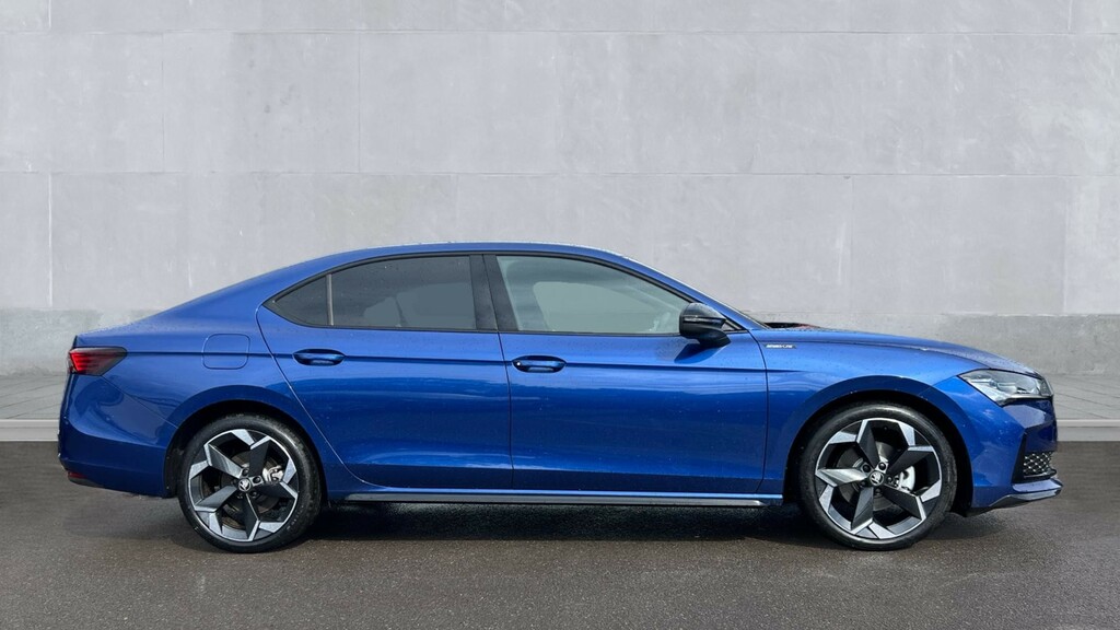 Skoda Superb Skoda Superb Hatchback 1.5 Tsi E-tec Sportline Blue #4