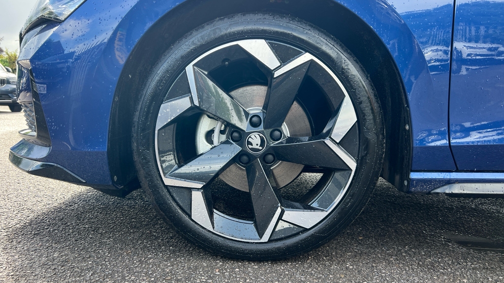 Skoda Superb Skoda Superb Hatchback 1.5 Tsi E-tec Sportline Blue #5