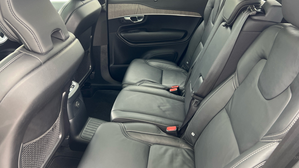 Volvo XC90 Ultimate Black #20
