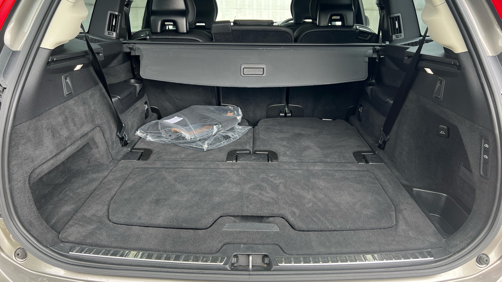 Volvo XC90 Ultimate Black #18