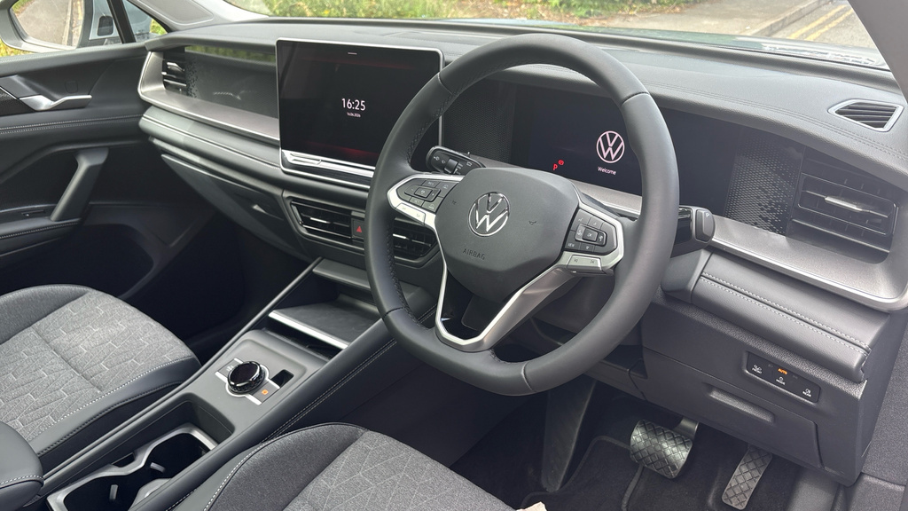 Volkswagen Tayron Tayron Match 1.5 Tsi Ehybrid 204 Ps 6-Speed Dsg 5 Silver #6