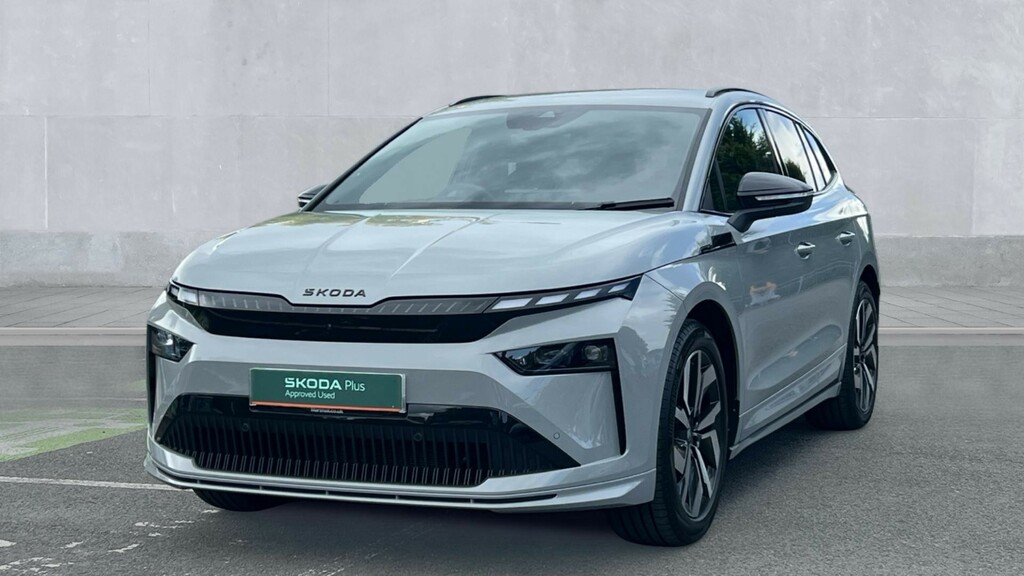 Skoda ENYAQ Sportline Black #7