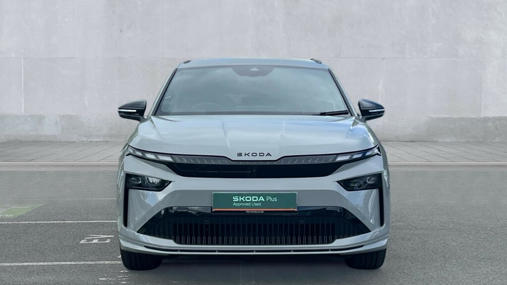 Skoda ENYAQ Sportline Black #10