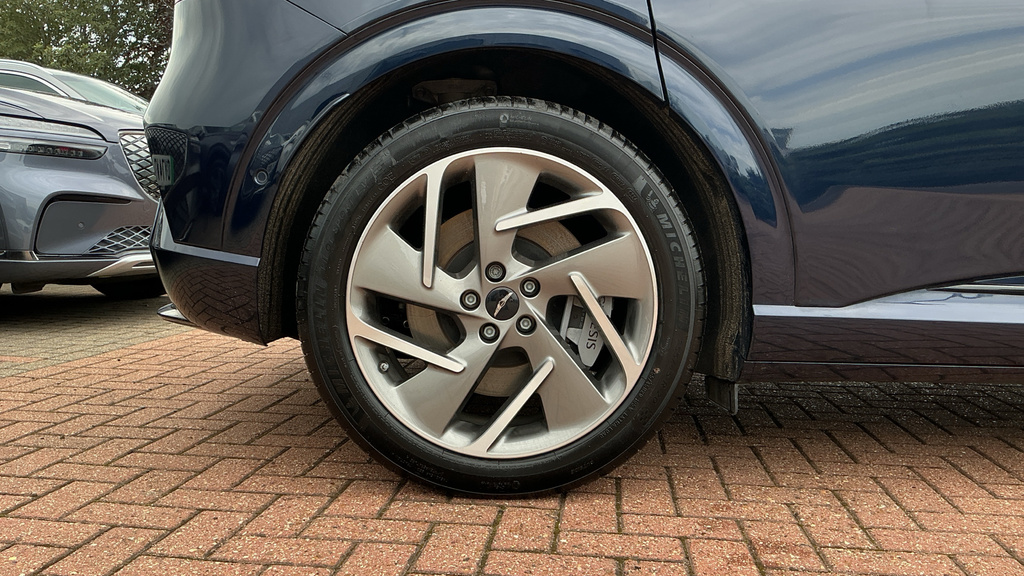 Genesis GV60 168Kw Premium 77.4Kwh Comfort Silver #19