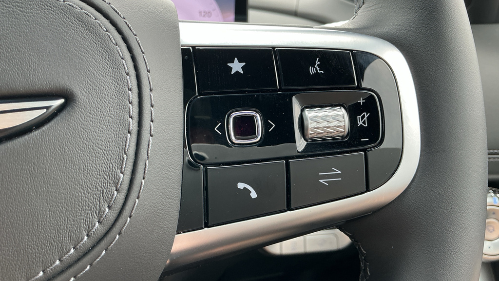 Genesis GV60 168Kw Premium 77.4Kwh Comfort Silver #45